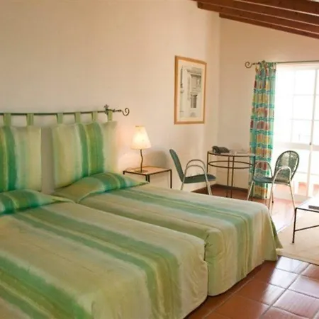Quinta Mae Dos Homens 아파트호텔