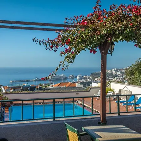 Quinta Mae Dos Homens Ξενοδοχείο με διαμερίσματα Φουνκάλ