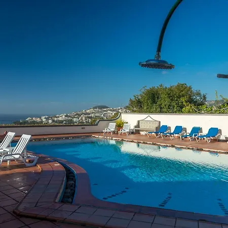 Quinta Mae Dos Homens Ξενοδοχείο με διαμερίσματα 3*