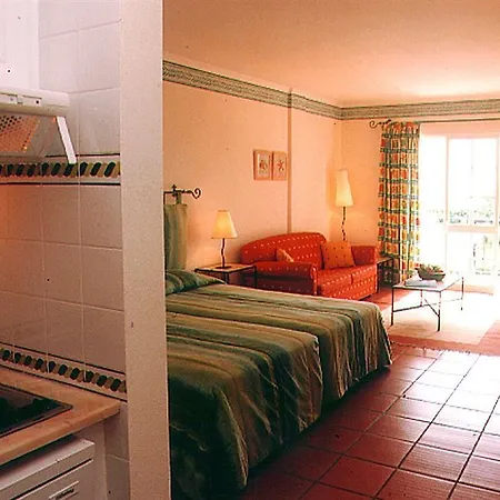 Ξενοδοχείο με διαμερίσματα Quinta Mae Dos Homens 3*