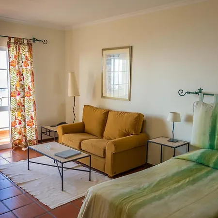 מלון דירות Quinta Mae Dos Homens פונשל